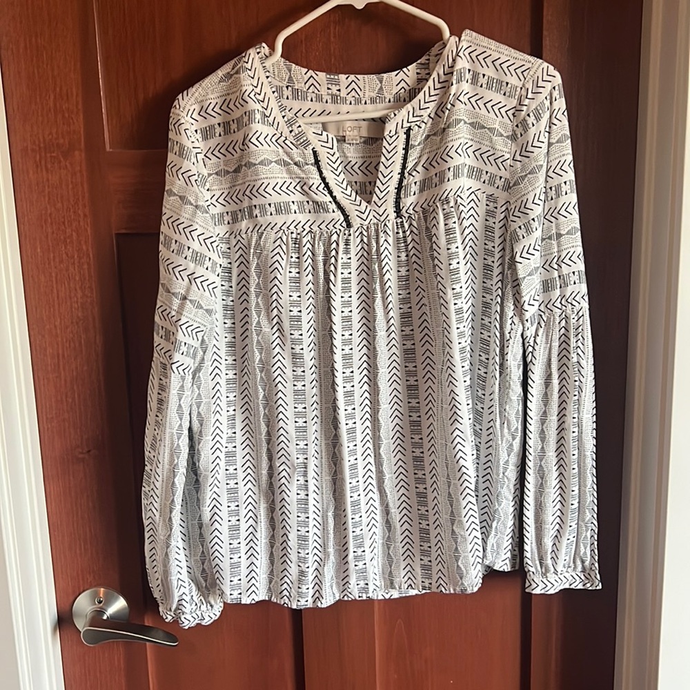 Loft black and white top